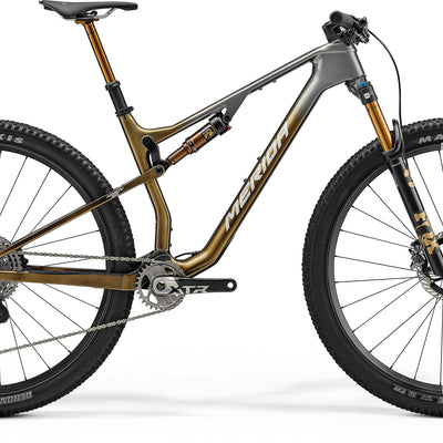 Ninety-Six 9000 - Gunmetal Grey/Gold  (Silver)
