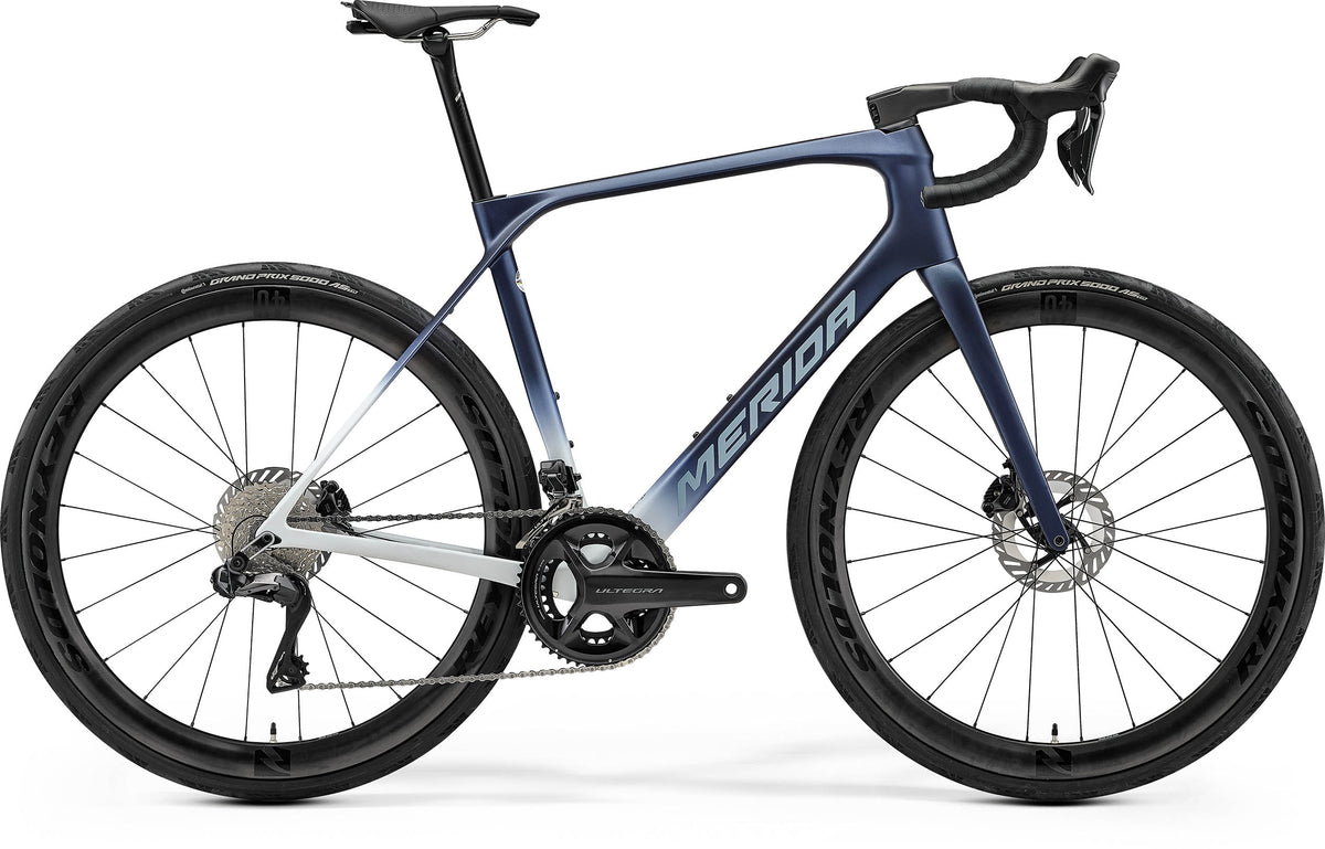 Scultura Endurance 9000 - Silk Mountain Dust Blue (White)