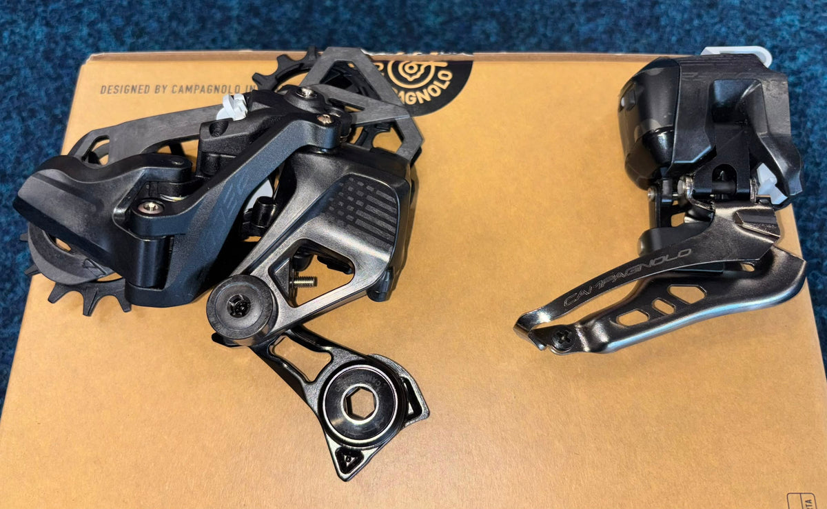 Campagnolo Record WRL wireless rear and front derailleurs