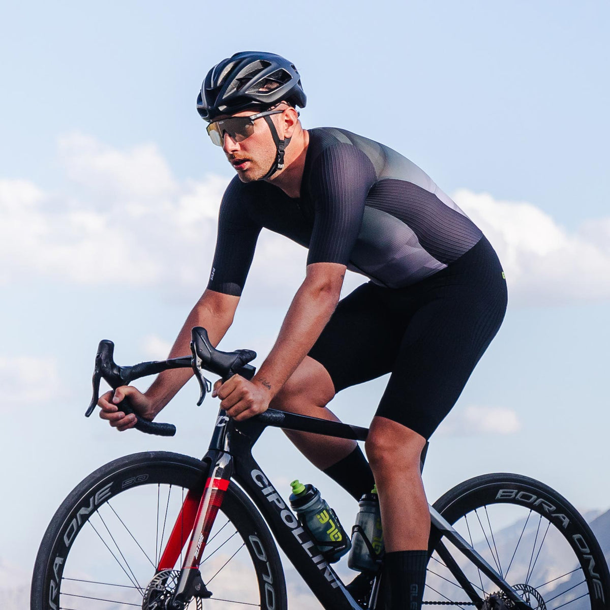 Watt 3.6 R-EV1 Short Sleeved Skinsuit