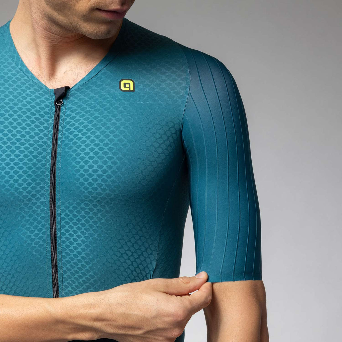 Eagle Short Sleeved Tri Suit