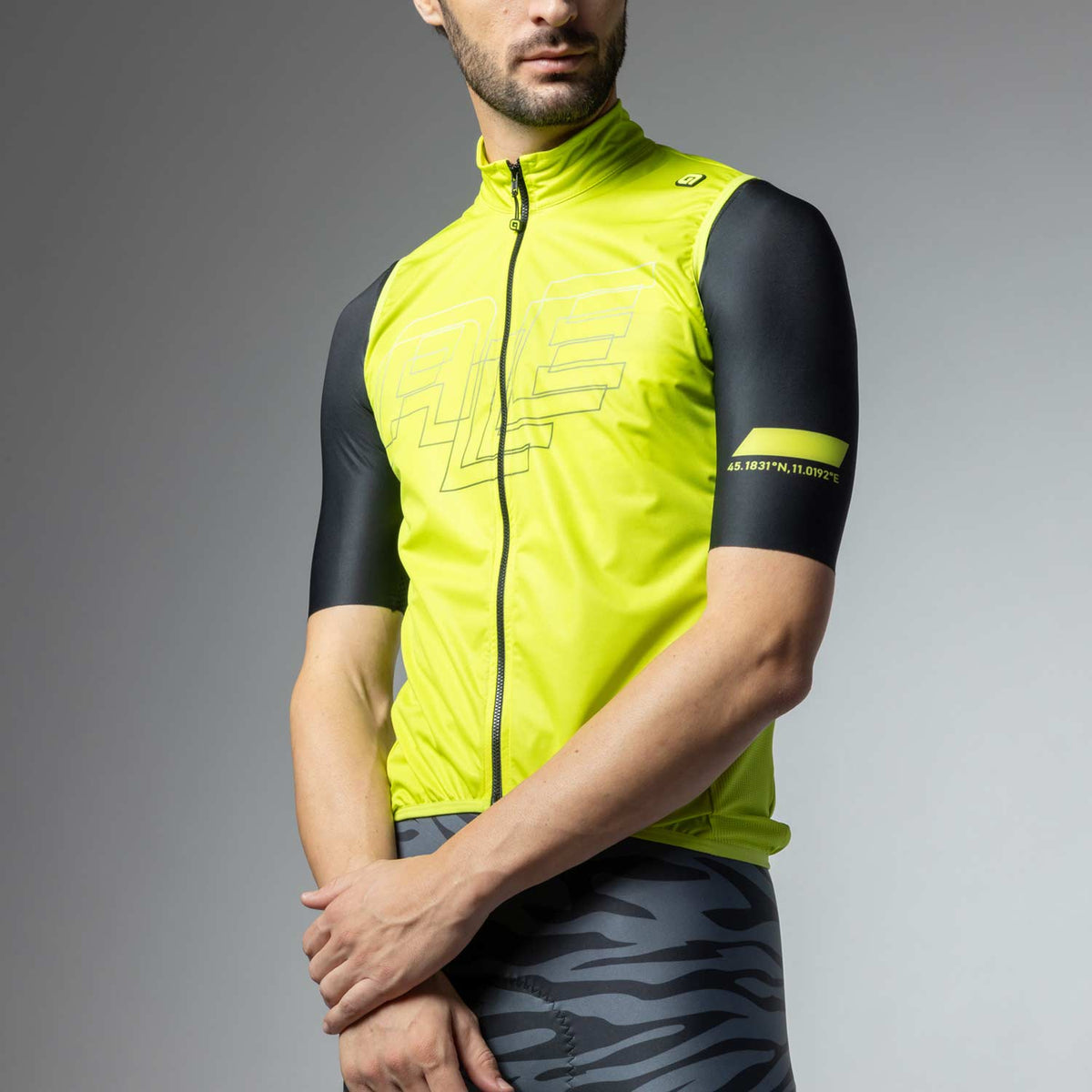 Sauvage PR-E Vest