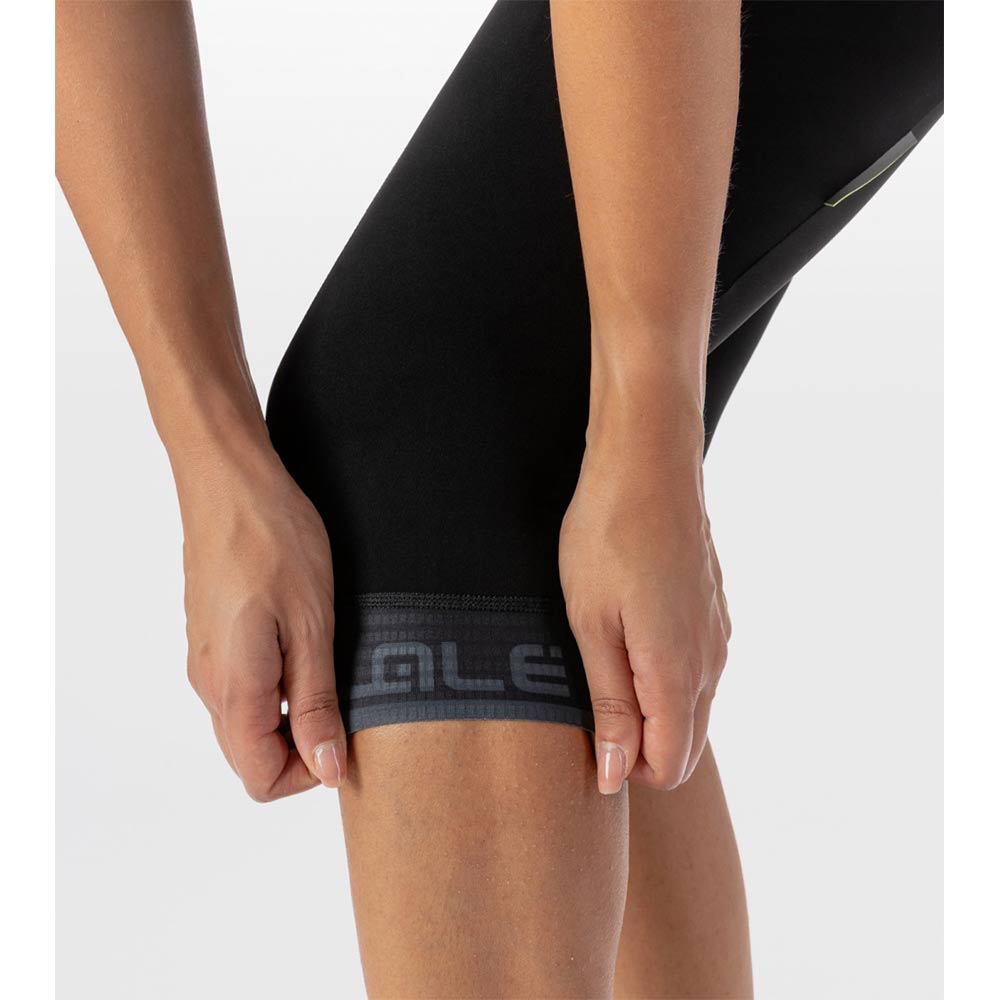Classico 3/4 Pragma Womens Shorts