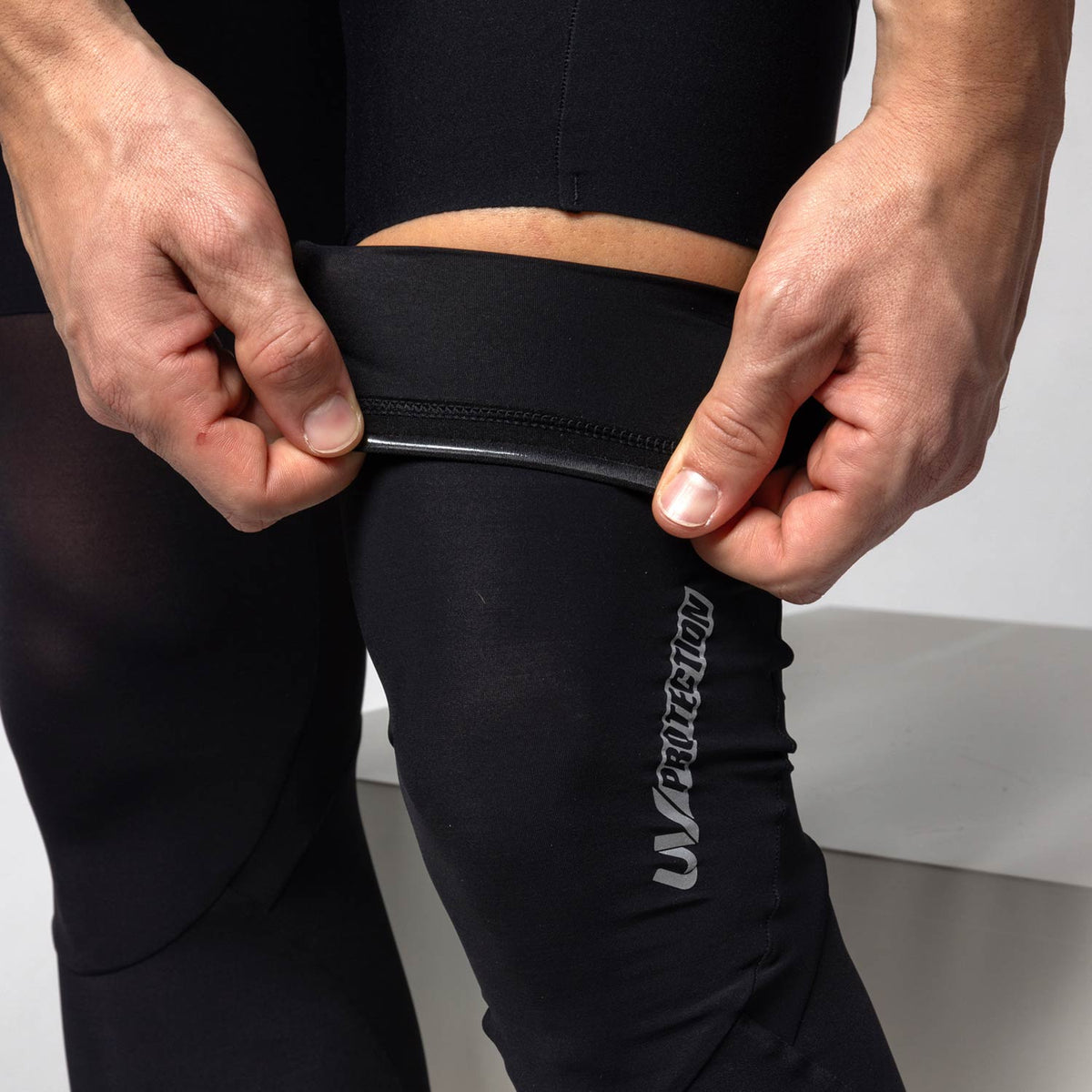 Estate Knee Band
