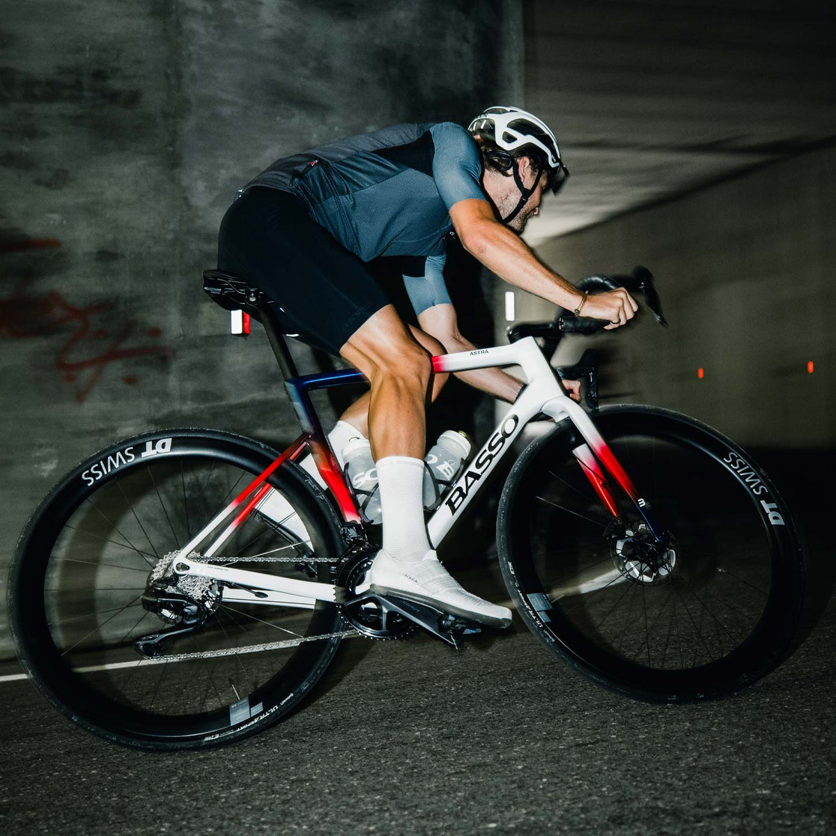 Astra Disc Chroma White Frameset