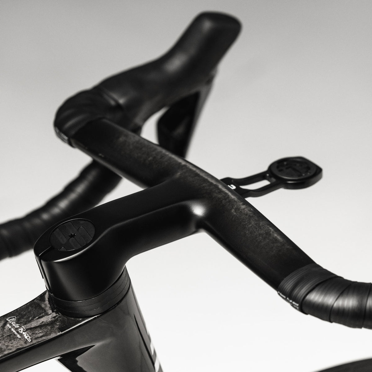 SV Ultegra Di2 Black Bike
