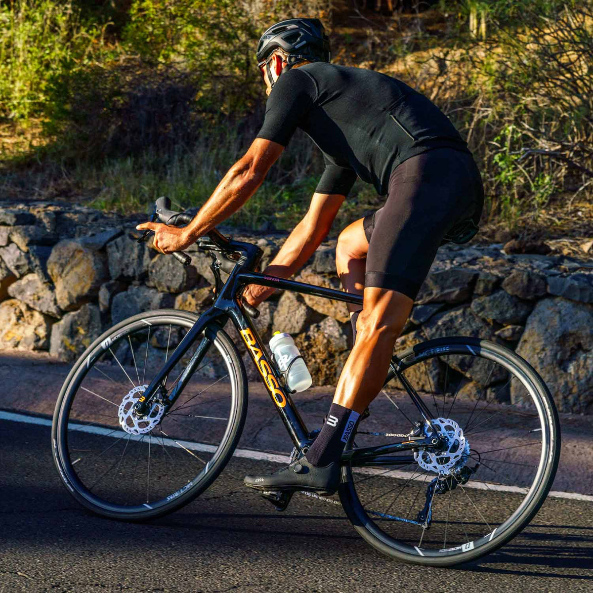 Venta R 105 12x Microtech Magma Black Bike