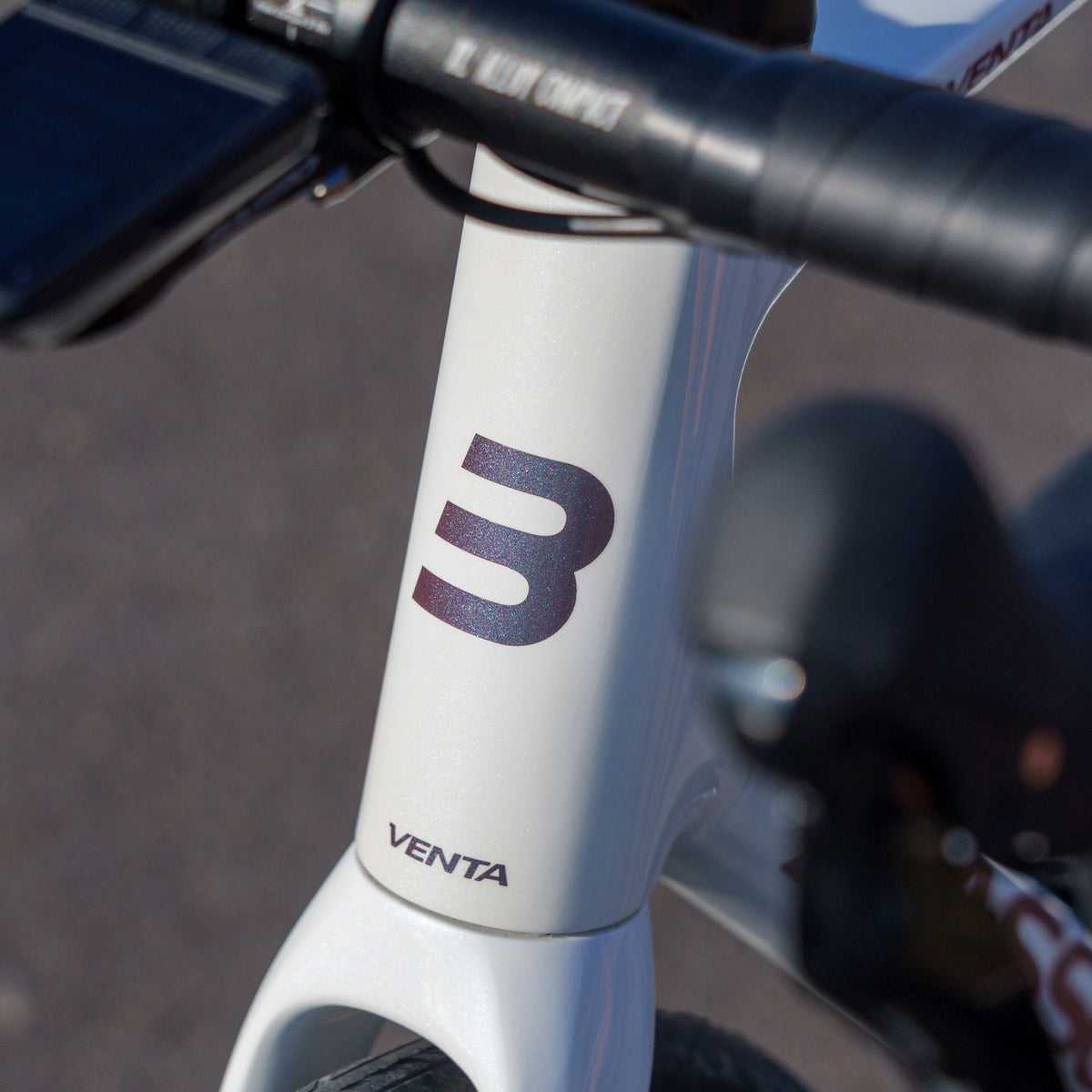 Venta R 105 12x Microtech Pearl White Bike