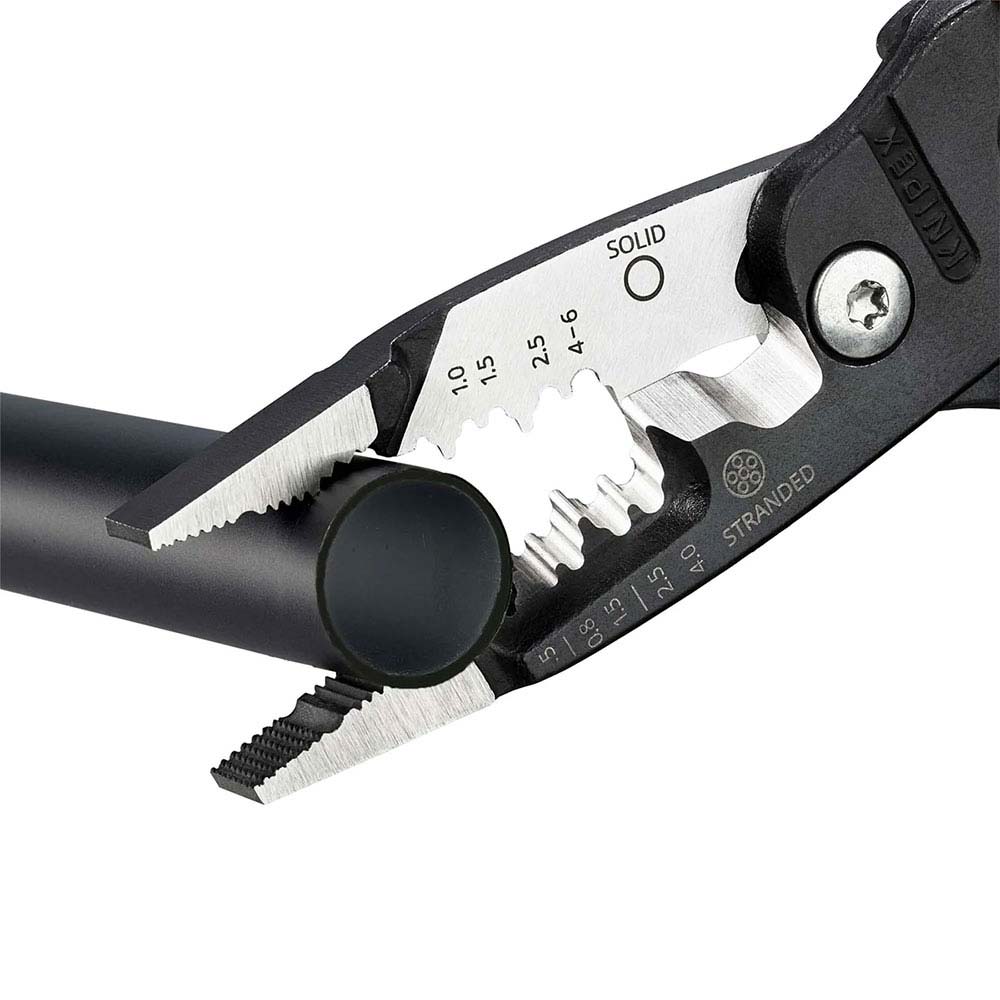 13 71 200 ME Wire Strippers