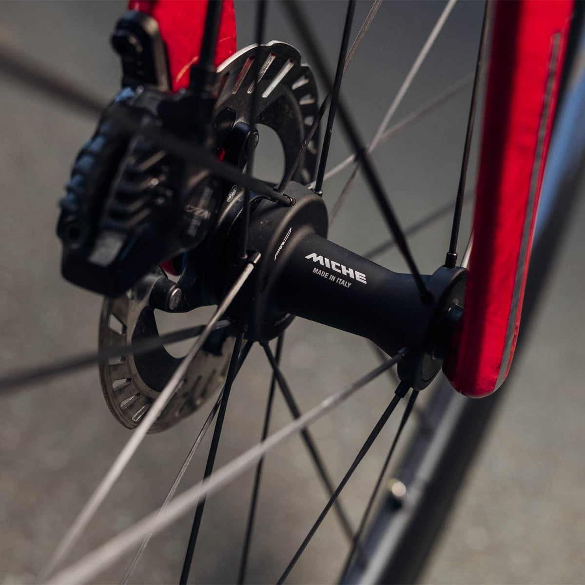 Deva RD 62 Tubeless Disc Midnight Black Wheels