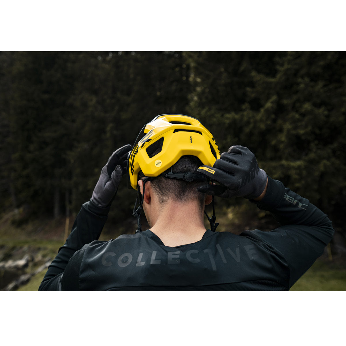 Deemax Pro Mips Yellow/Black Helmet