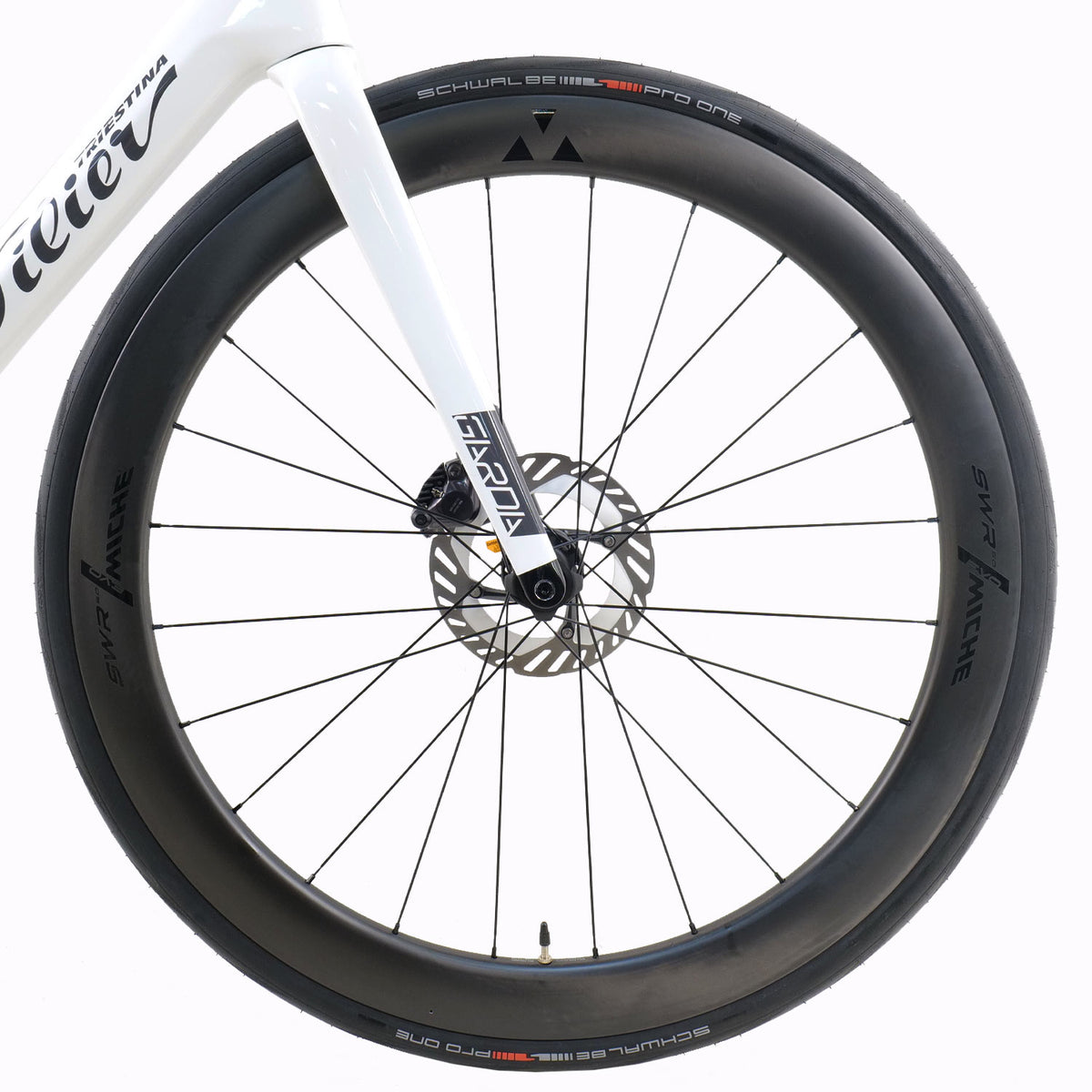 Garda 105 Di2 SWR White/Black Bike
