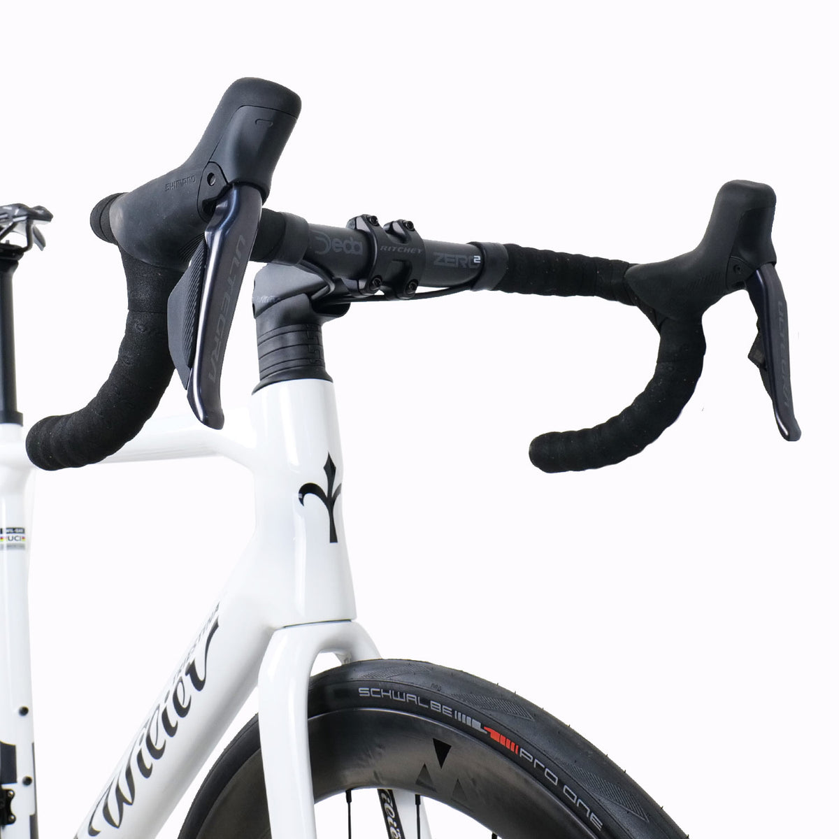 Garda 105 Di2 SWR White/Black Bike