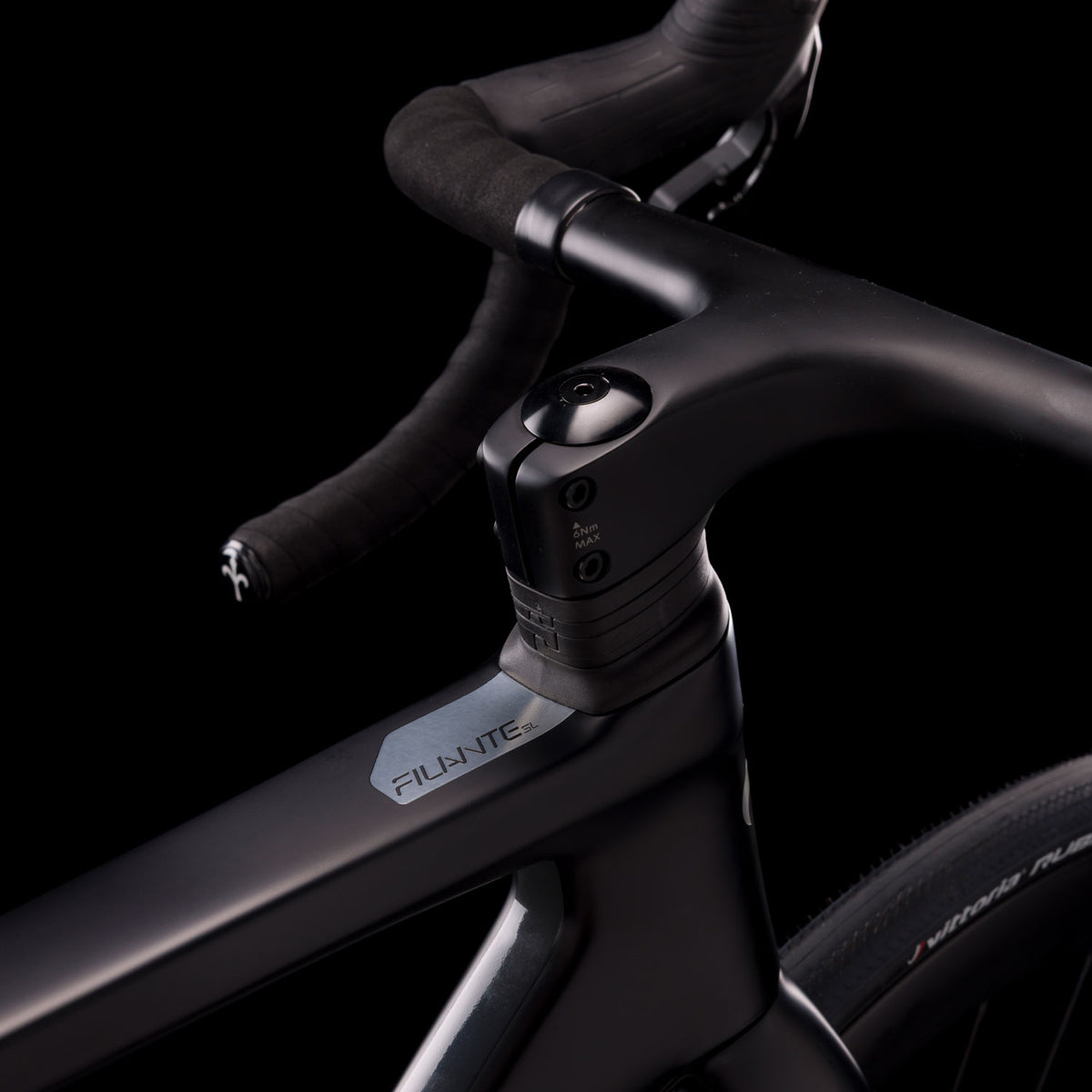 Filante SL 105 Di2 Syntium Bullet Black Bike