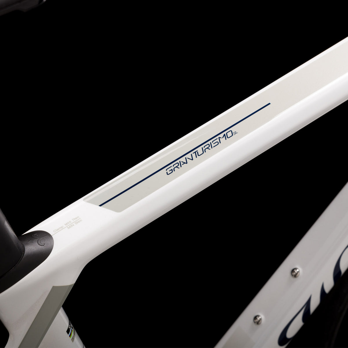 Granturismo SL 105 Di2 Syntium White Bike