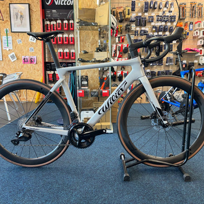 Wilier Filante SL road bike in Grey/Black with Shimano 105 Di2 and Miche SWR 50mm wheels