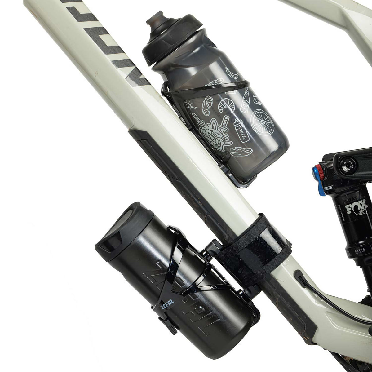Universal Cage Mount With Pulse A2 Bottle Cage